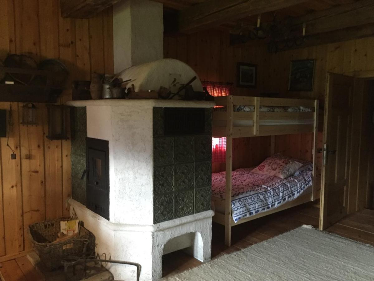 Cozy Log Cabin Near Faaker See Леденицен Экстерьер фото